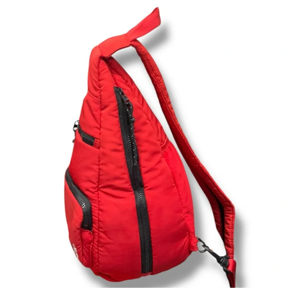 🎒 Form Movement Red Padded Sling Backpack | Minimal‎ Tech Crossbody Pack